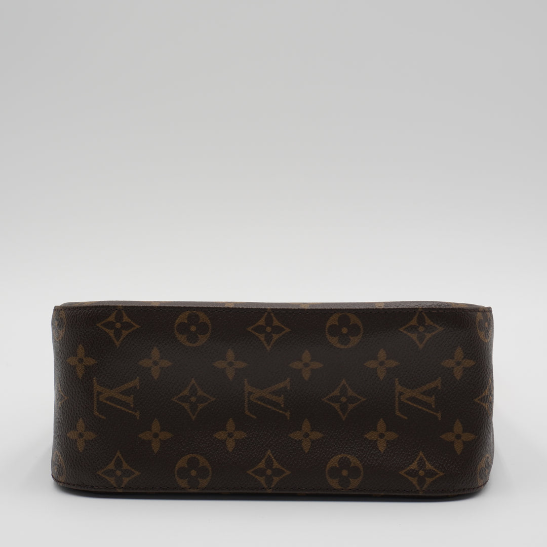 LOUIS VUITTON Monogram Looping MM