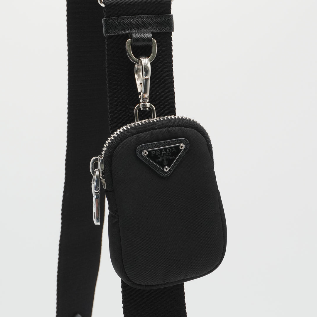 PRADA Black Nylon Re-Edition 2005 Shoulder Bag