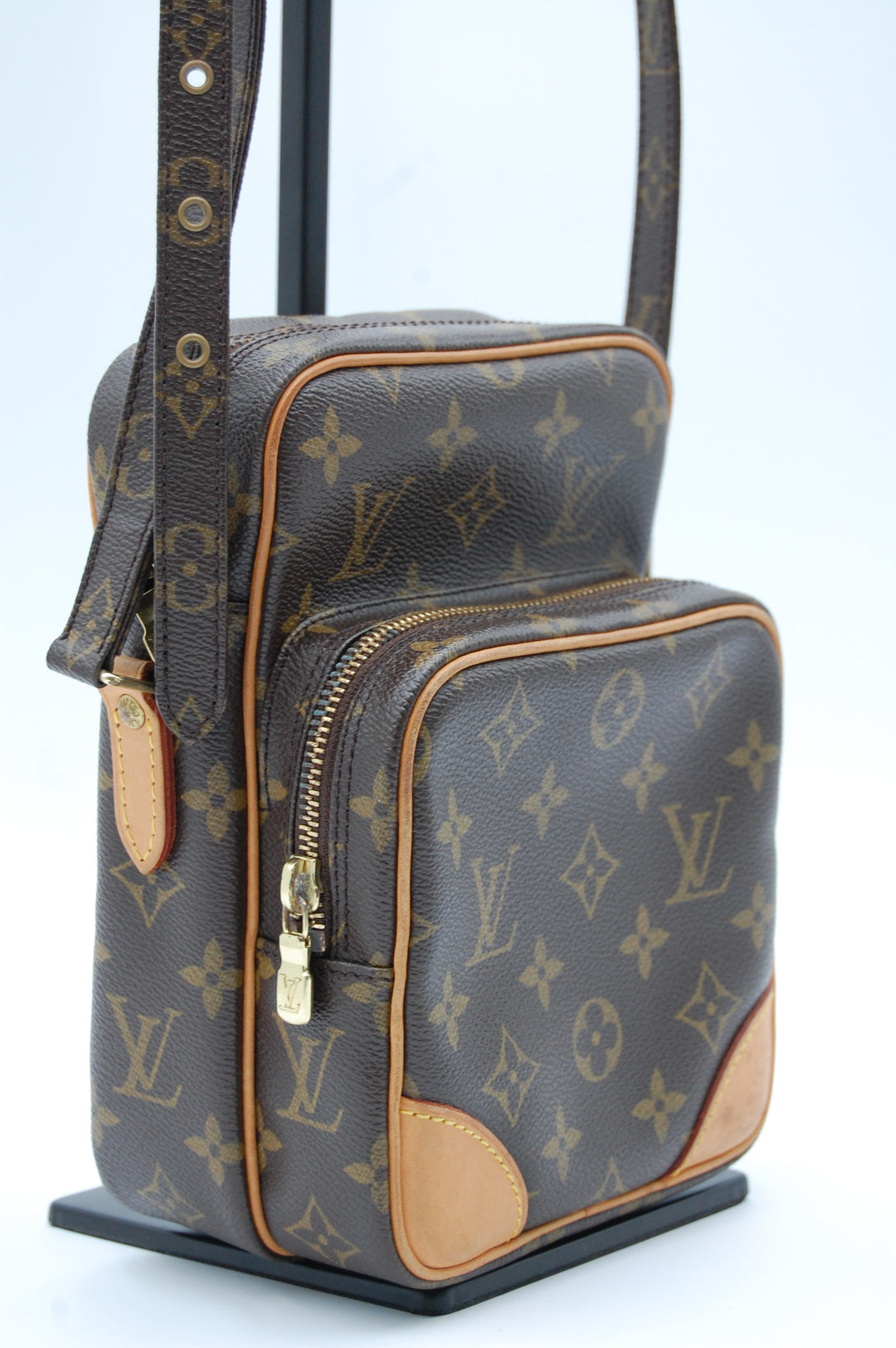 LOUIS VUITTON Monogram Amazon Crossbody Bag LOUIS VUITTON