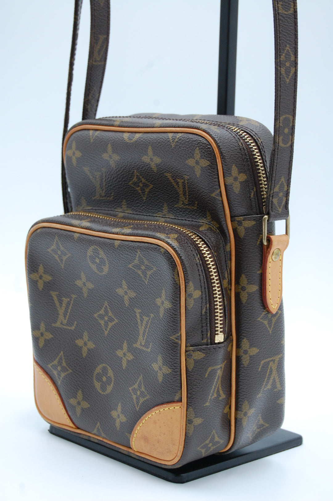 LOUIS VUITTON Monogram Amazon Crossbody Bag LOUIS VUITTON